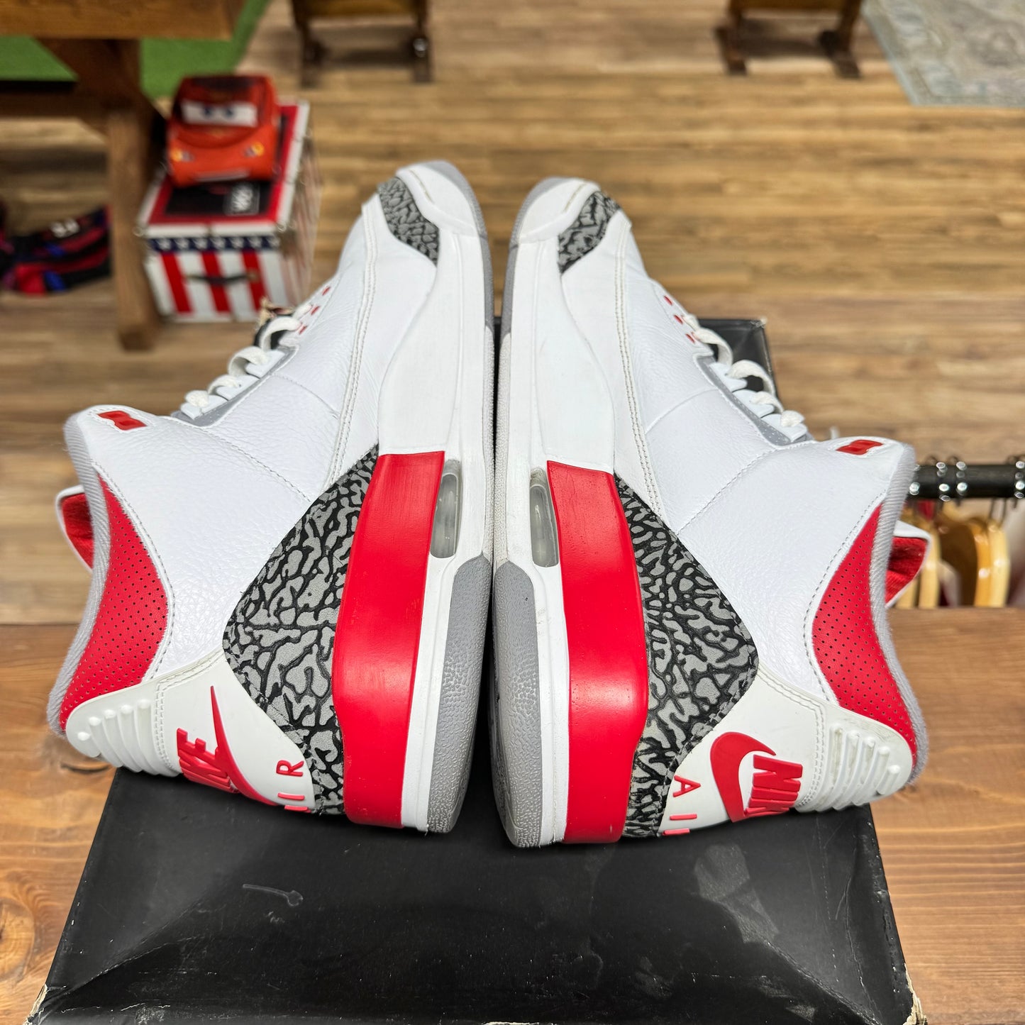 Jordan 3 'Fire Red' Size 13