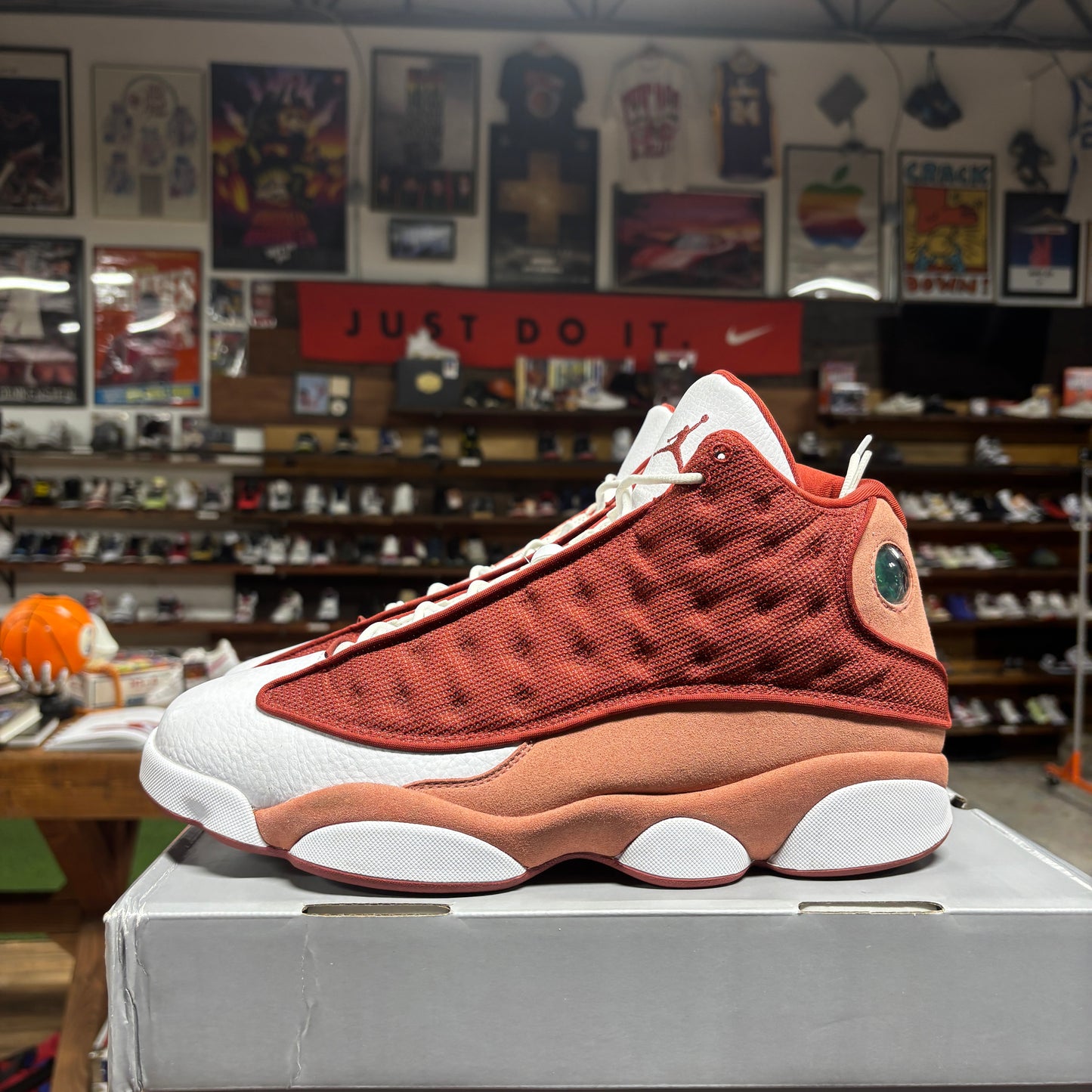 Jordan 13 'Dune Red' Size 13