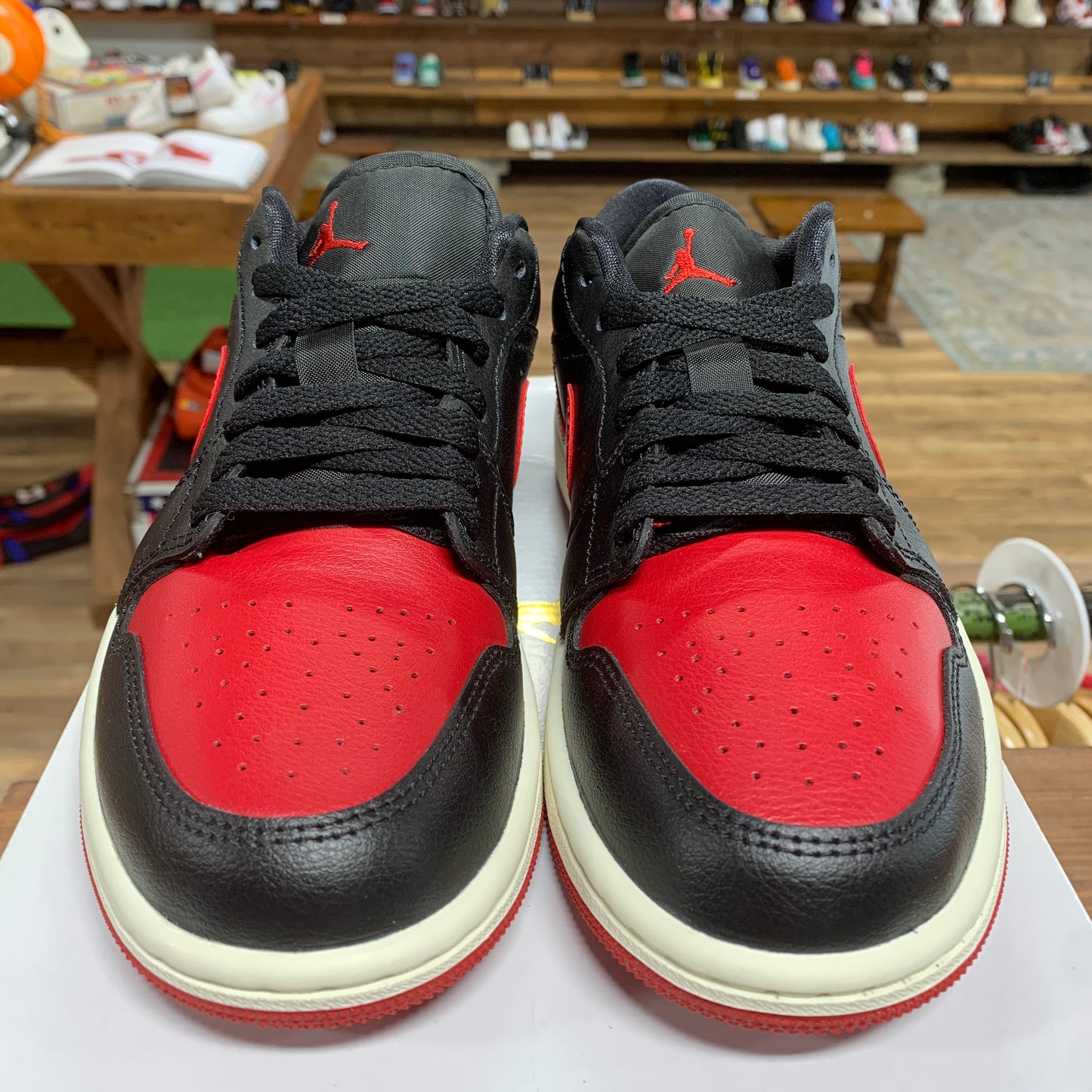 Jordan 1 Low 'Bred Sail' Size 6.5W/5M