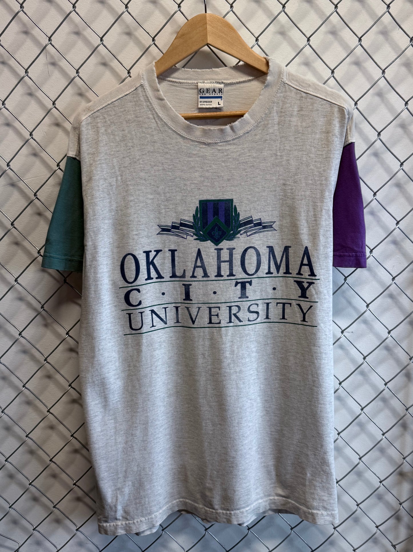 Vintage 90's Oklahoma City University Graphic Tee Size Large