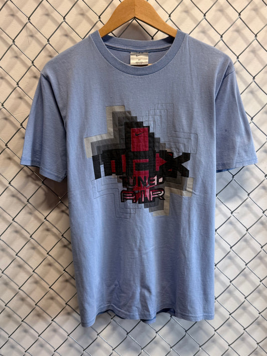 Vintage Y2K Nike Air Max Plus Graphic Tee Size Small