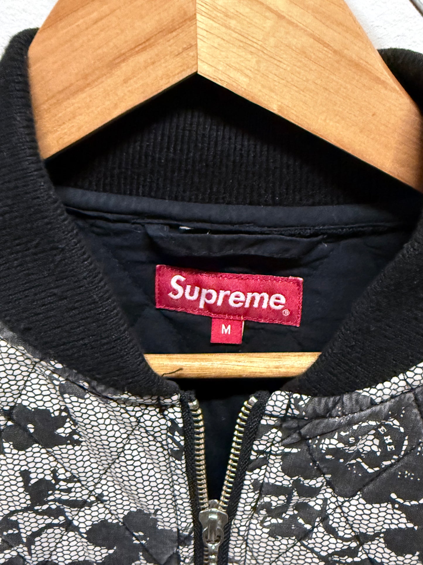 Supreme SS17 Quilted Lace Bomber Jacket Size Medium