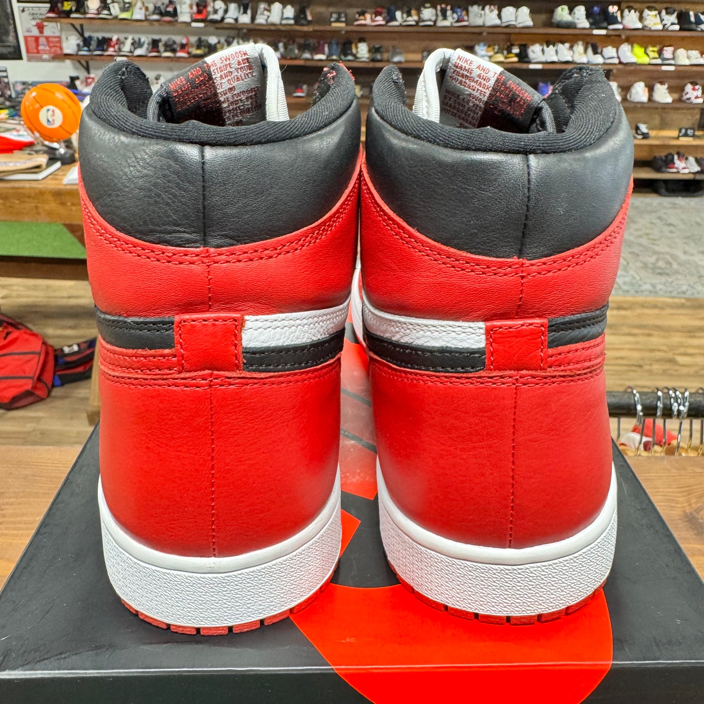 Jordan 1 'Homage to Home' Size 12