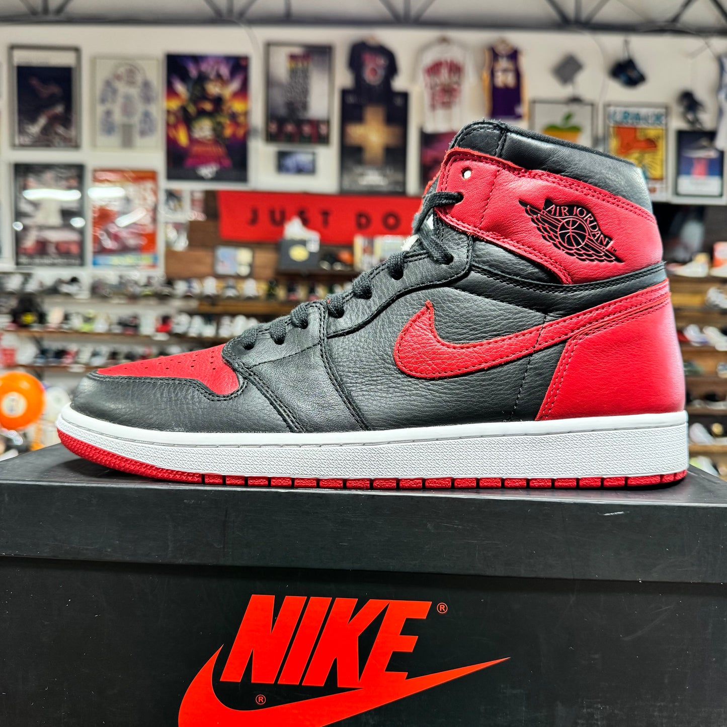 Jordan 1 'Homage to Home' Size 12