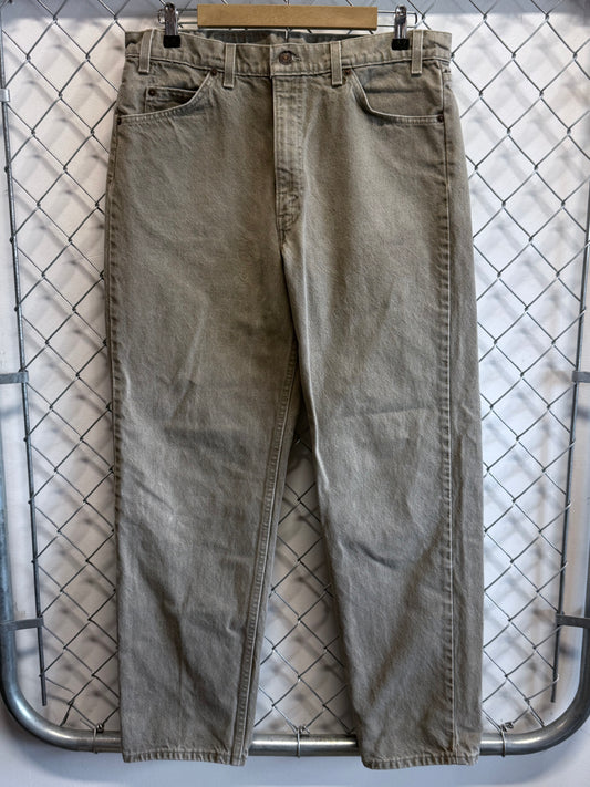 Vintage 90's Levi's 550 Relaxed Fit Green Denim Jeans Size 34x31