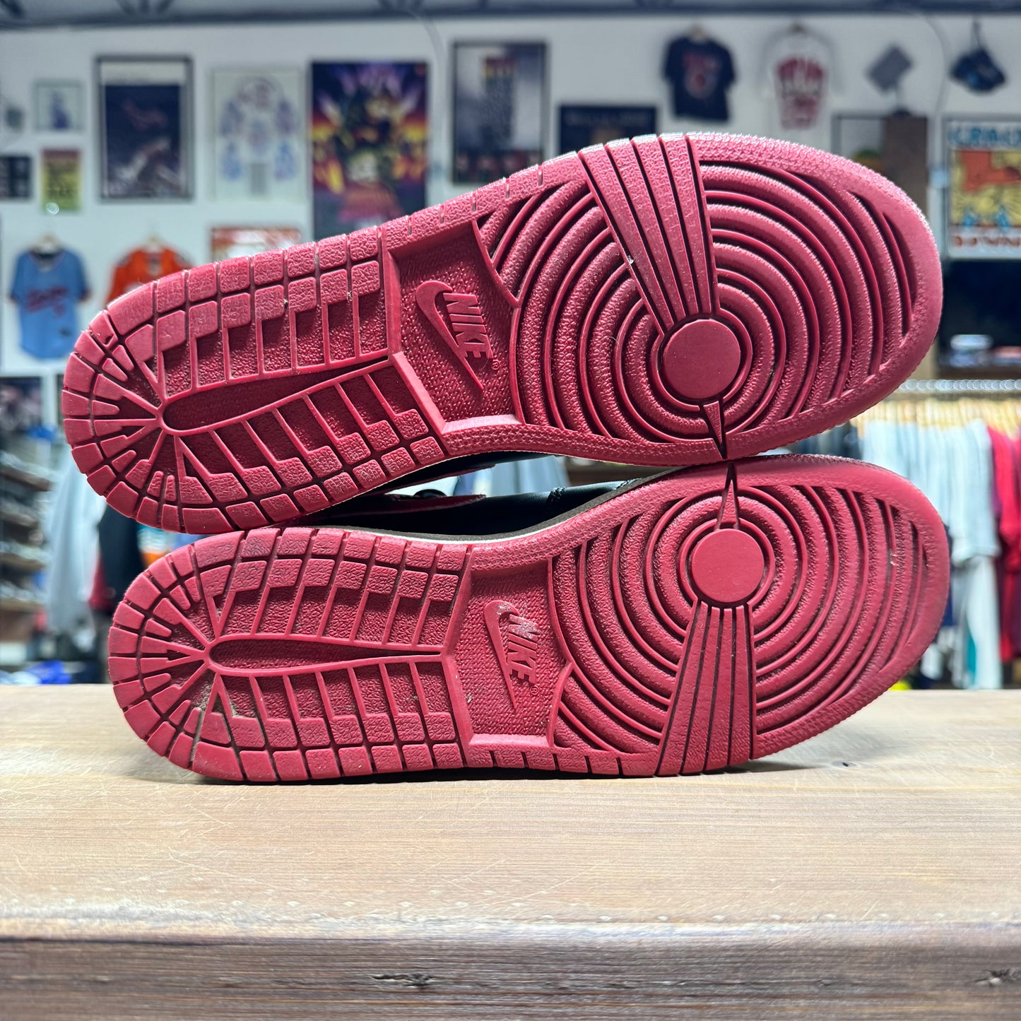 Jordan 1 'Bred' Size 6Y