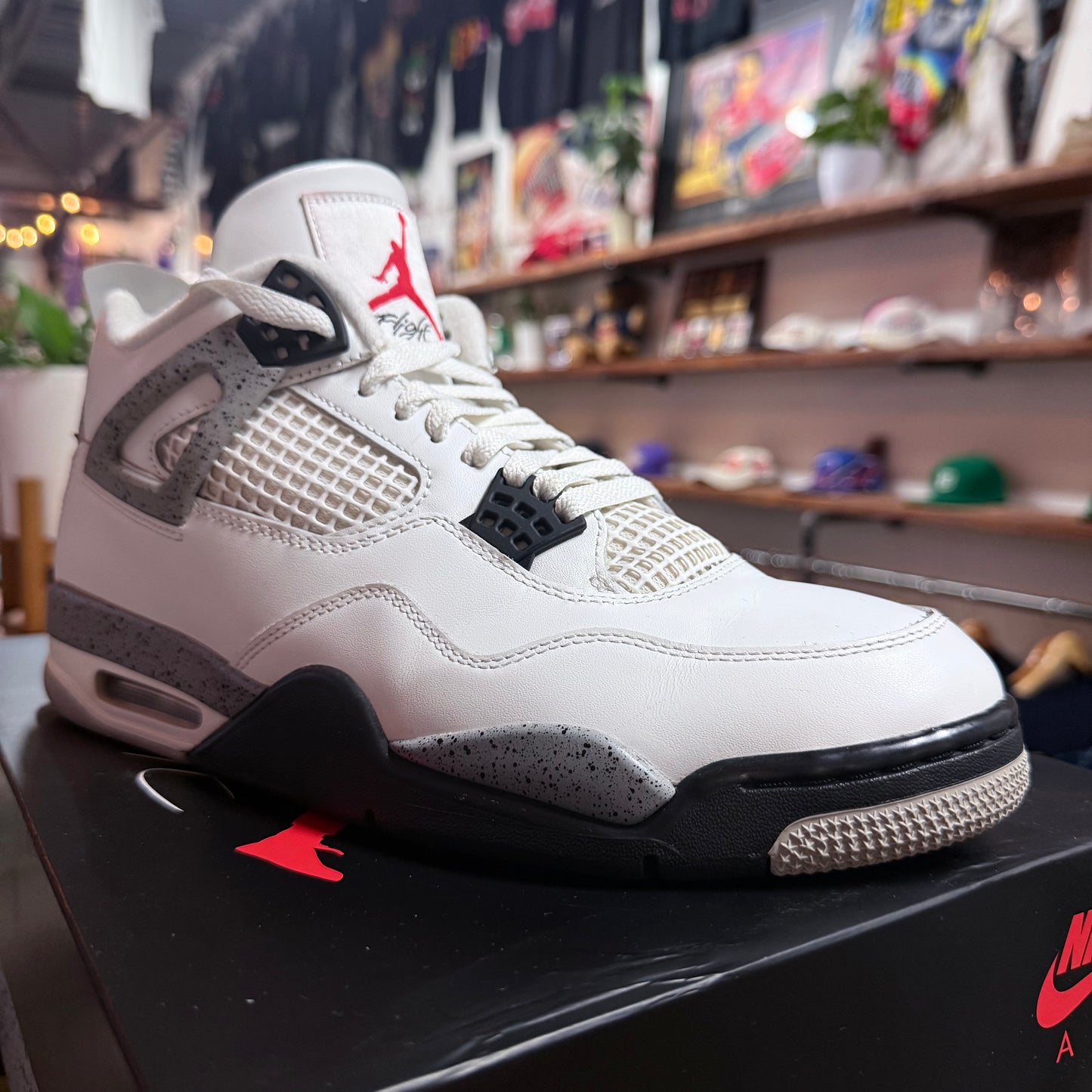 Jordan 4 'White Cement' Size 11