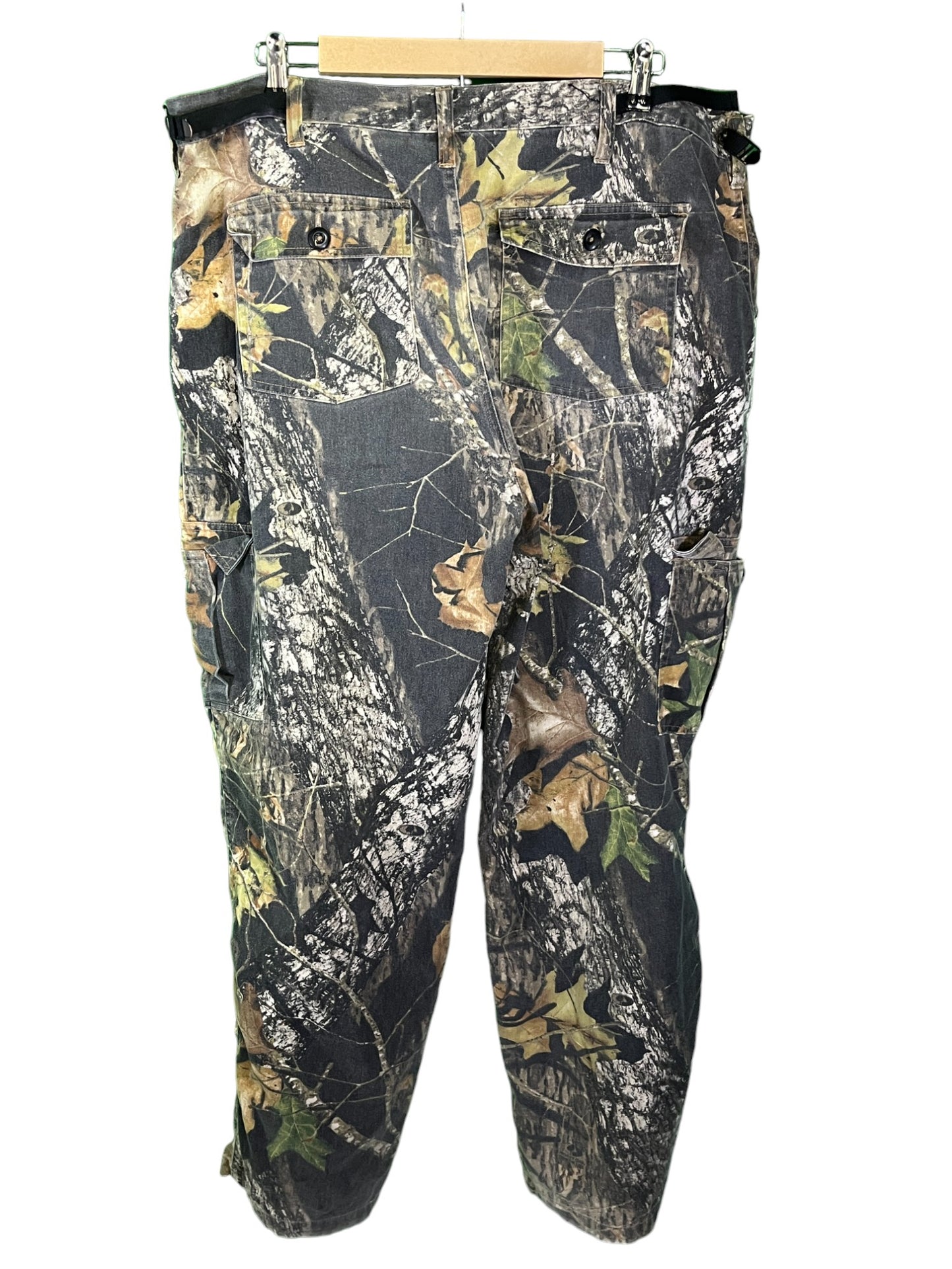 FieldStaff Hunters Woodland Camo Cargo Pants Size 38x32