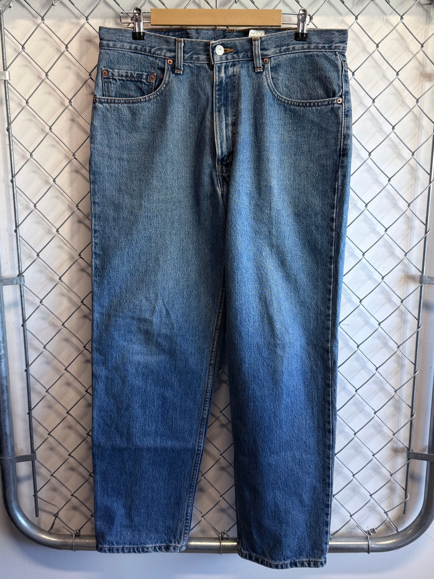 Vintage Y2K Levi's 550 Relaxed Fit Denim Jeans Size 34x30