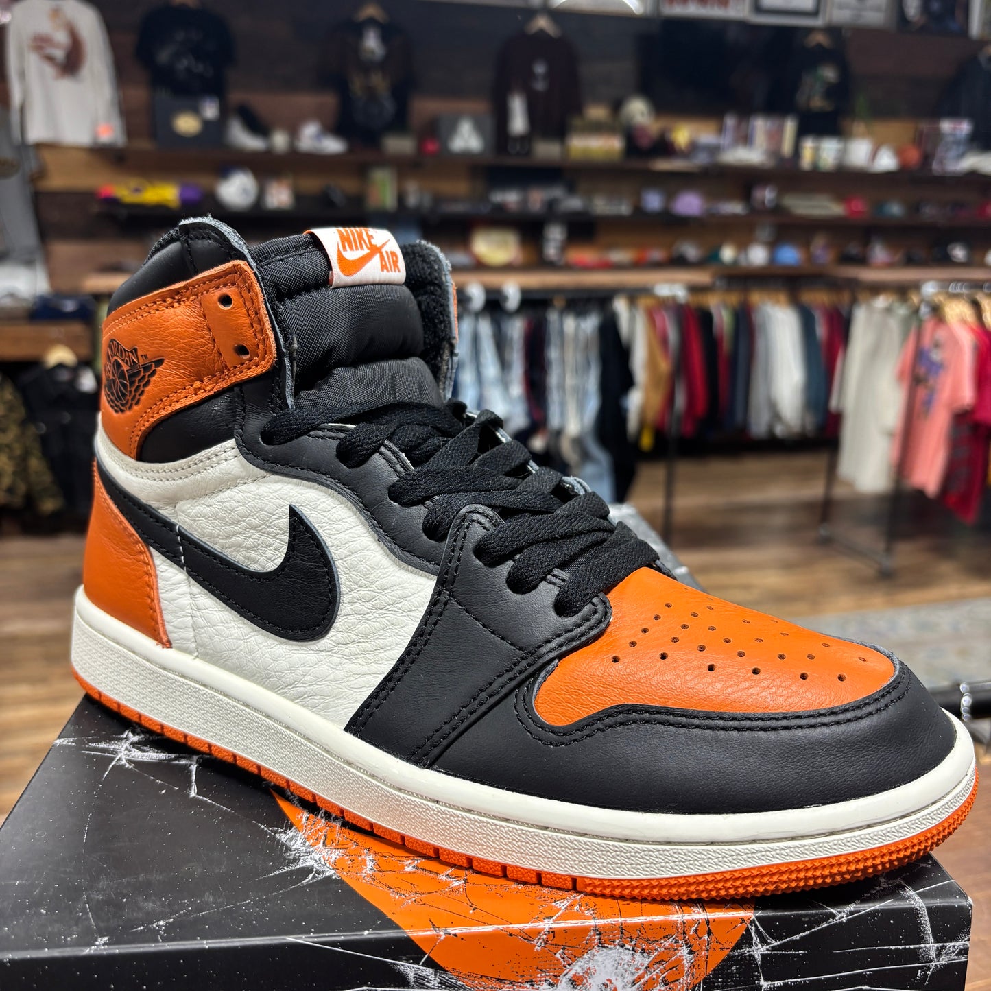 Jordan 1 'Shattered Backboard' Size 9.5