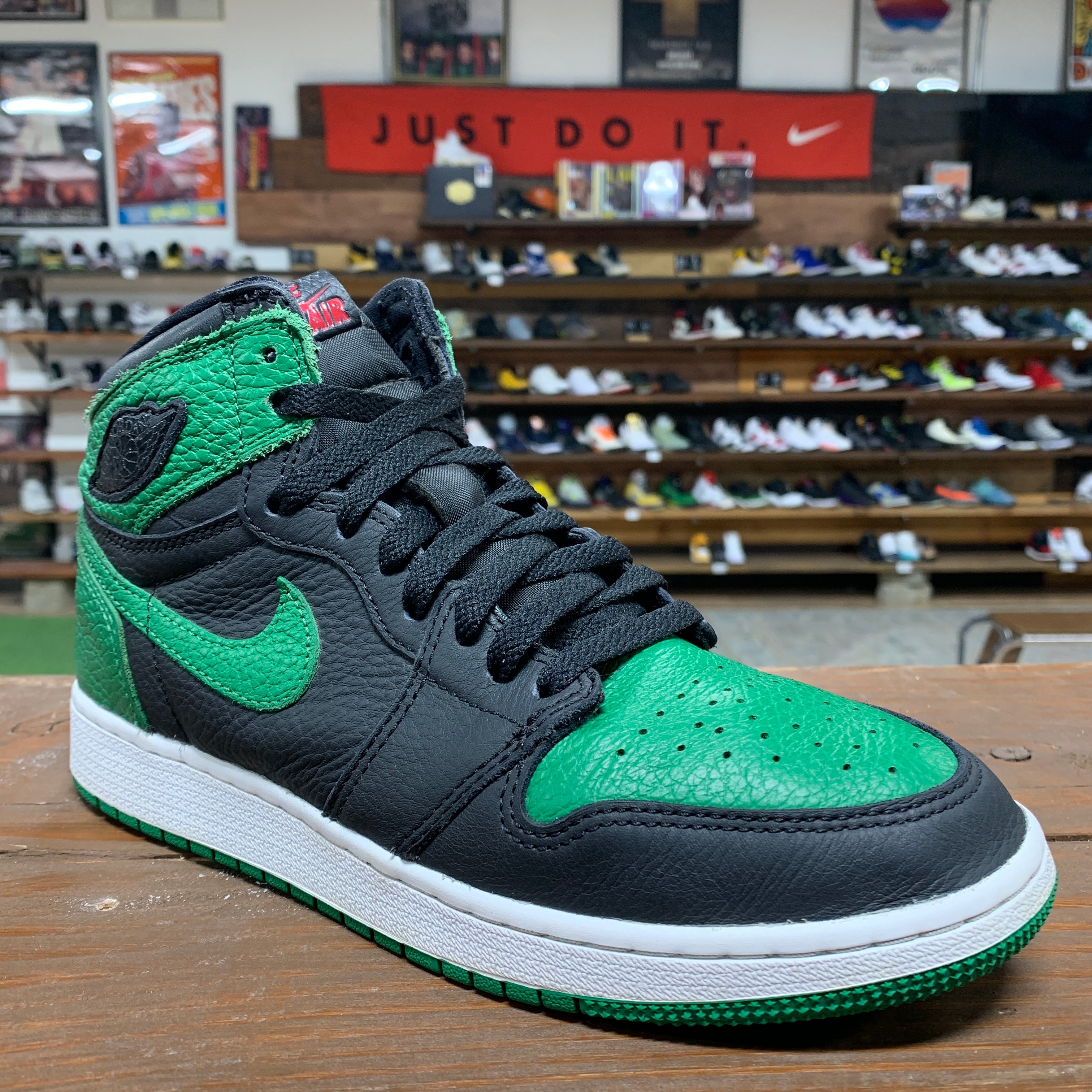 Jordan popular 1 pine green 2.0