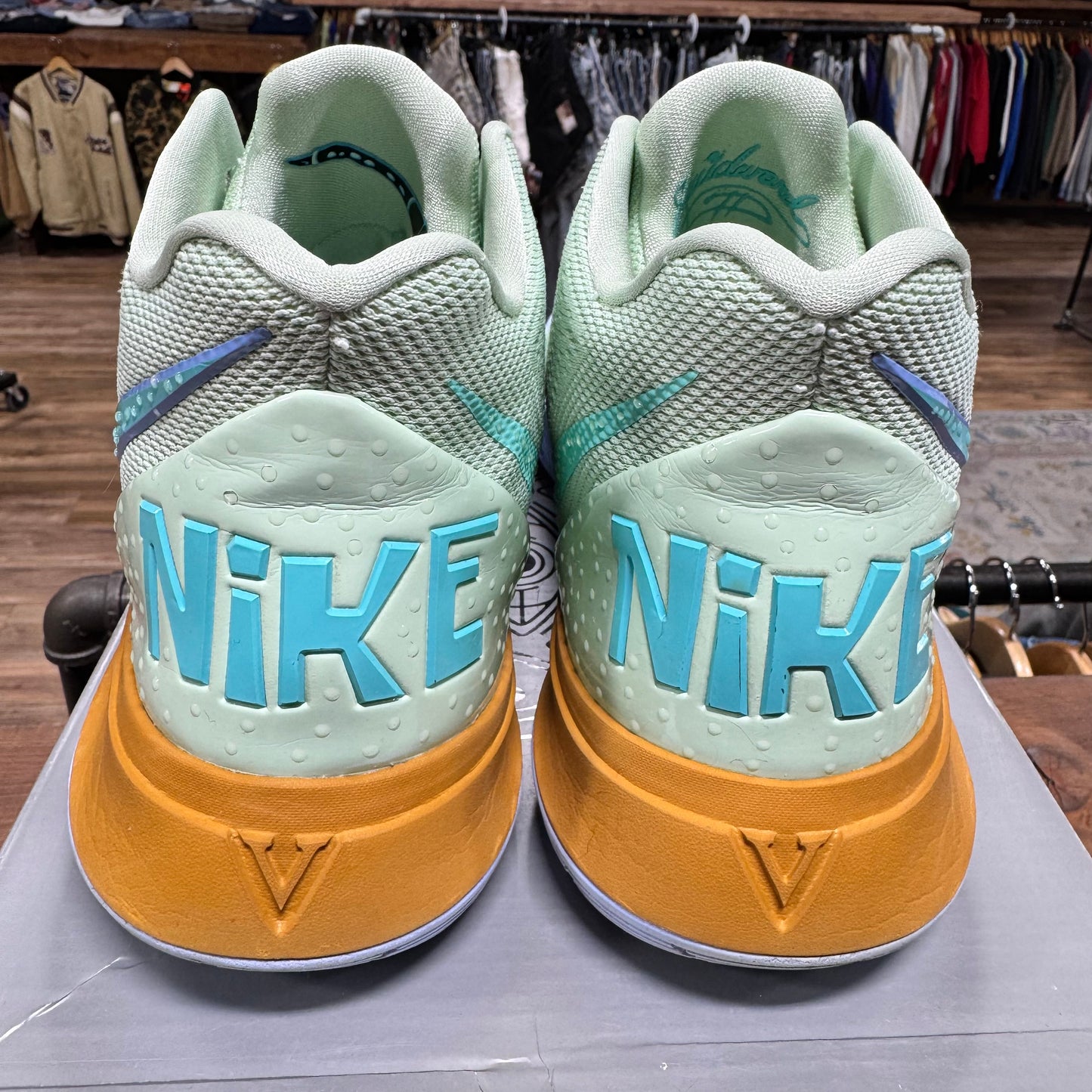 Nike Kyrie 5 'Squidward' Size 12