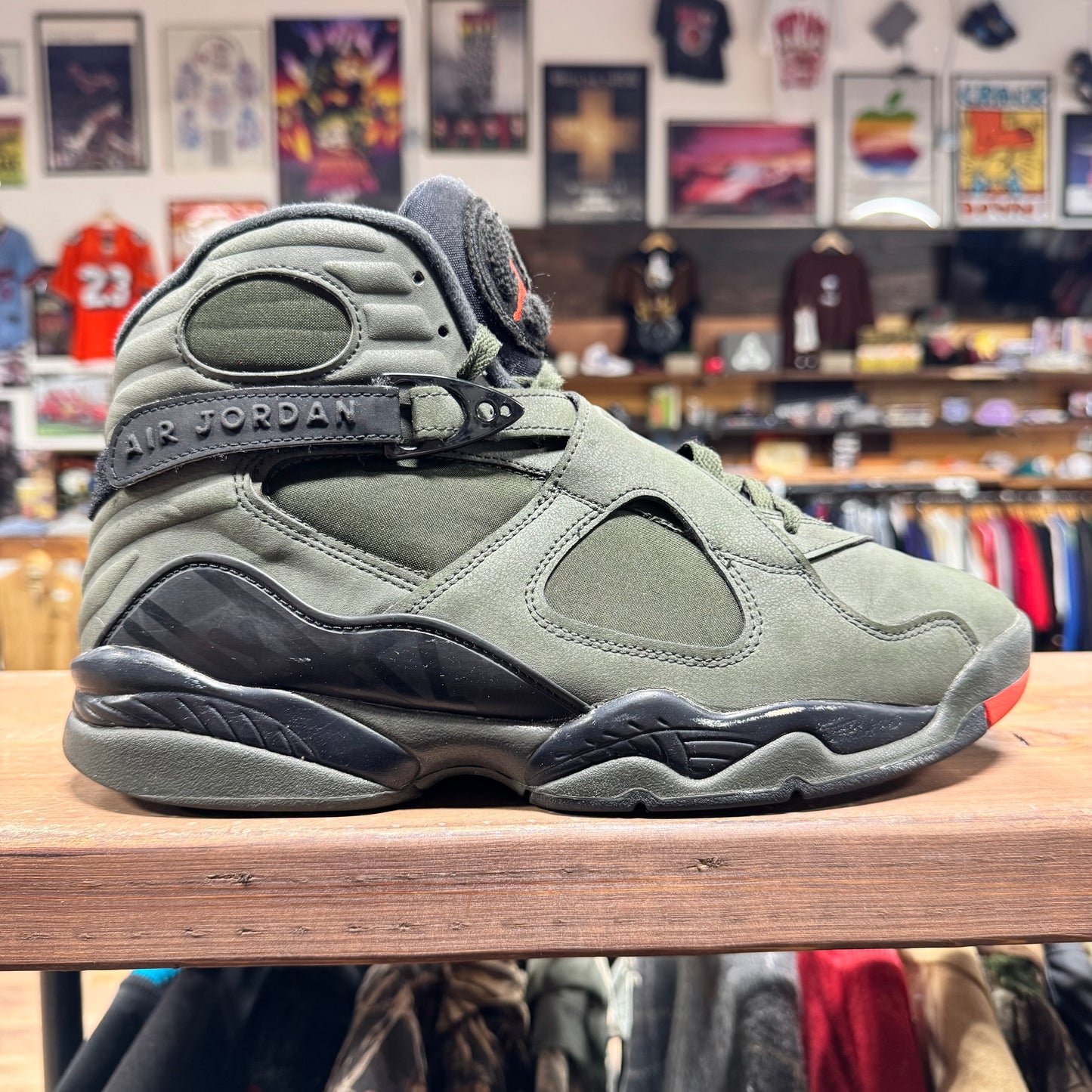 Jordan 8 'Take Flight' Size 9.5