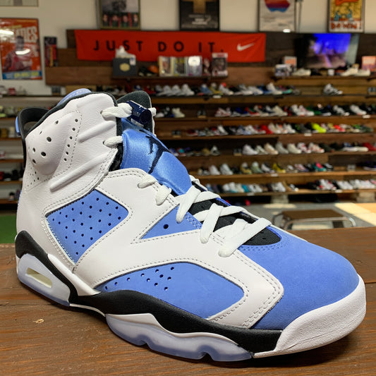 Jordan 6 'UNC' Size 9 (DS)