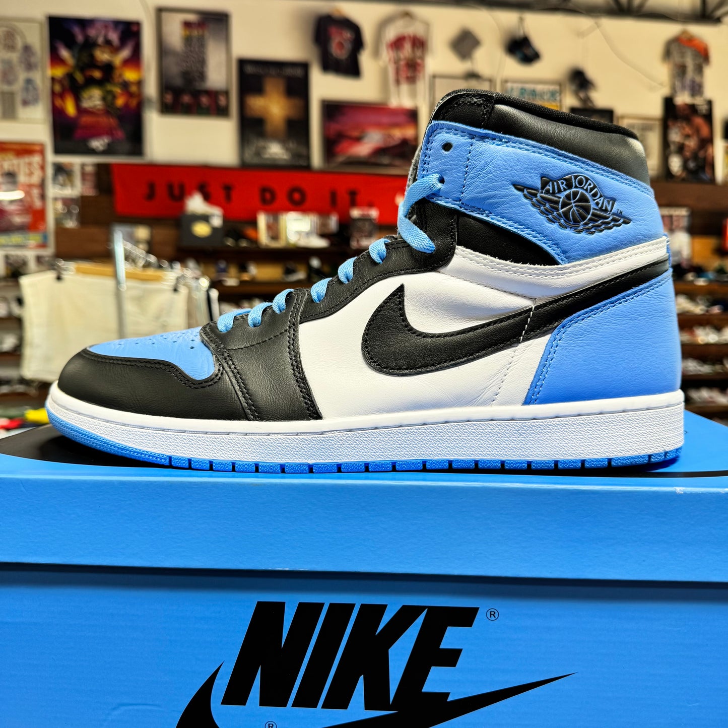 Jordan 1 'UNC Toe' Size 14