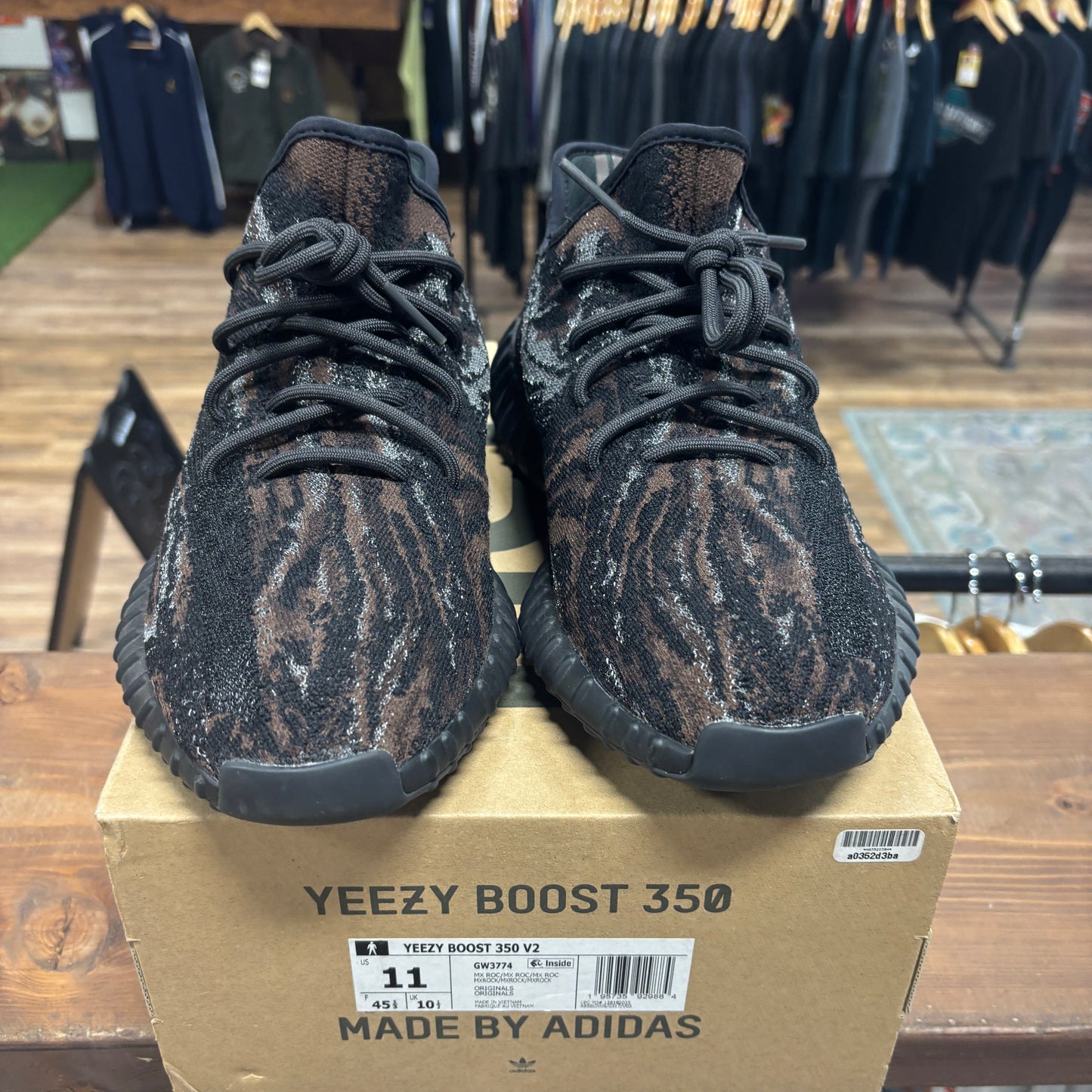 Yeezy 350 v2 'mx Rock' Size 11