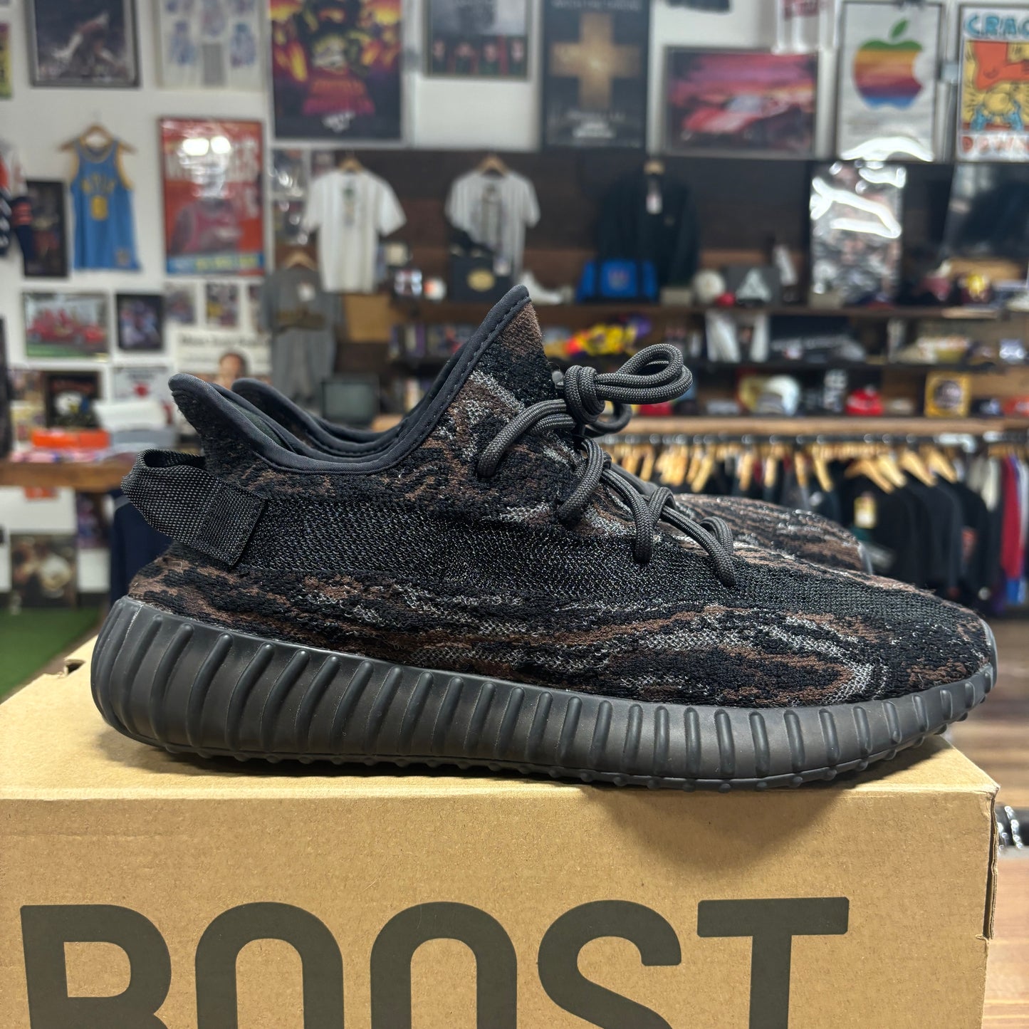 Yeezy 350 v2 'mx Rock' Size 11