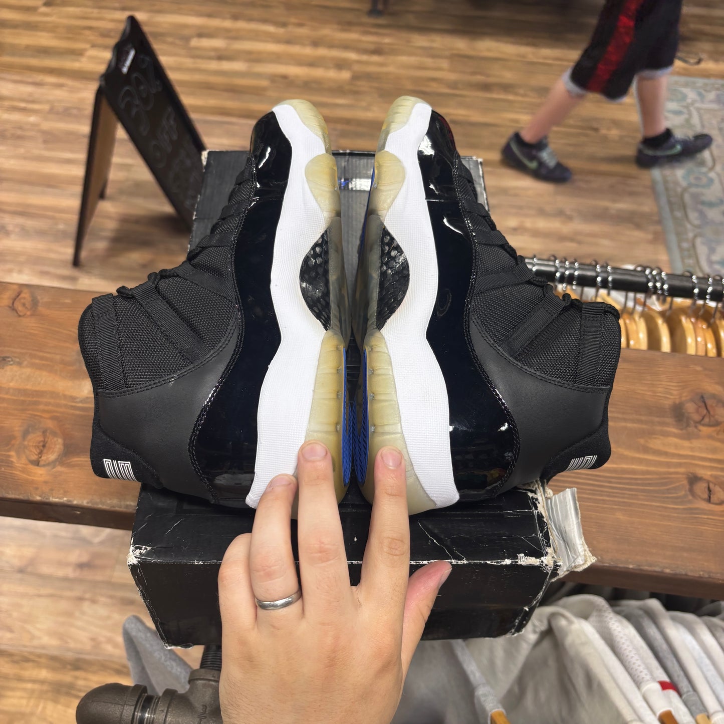 Jordan 11 'Space Jam (2009)' Size 10 (VNDS)