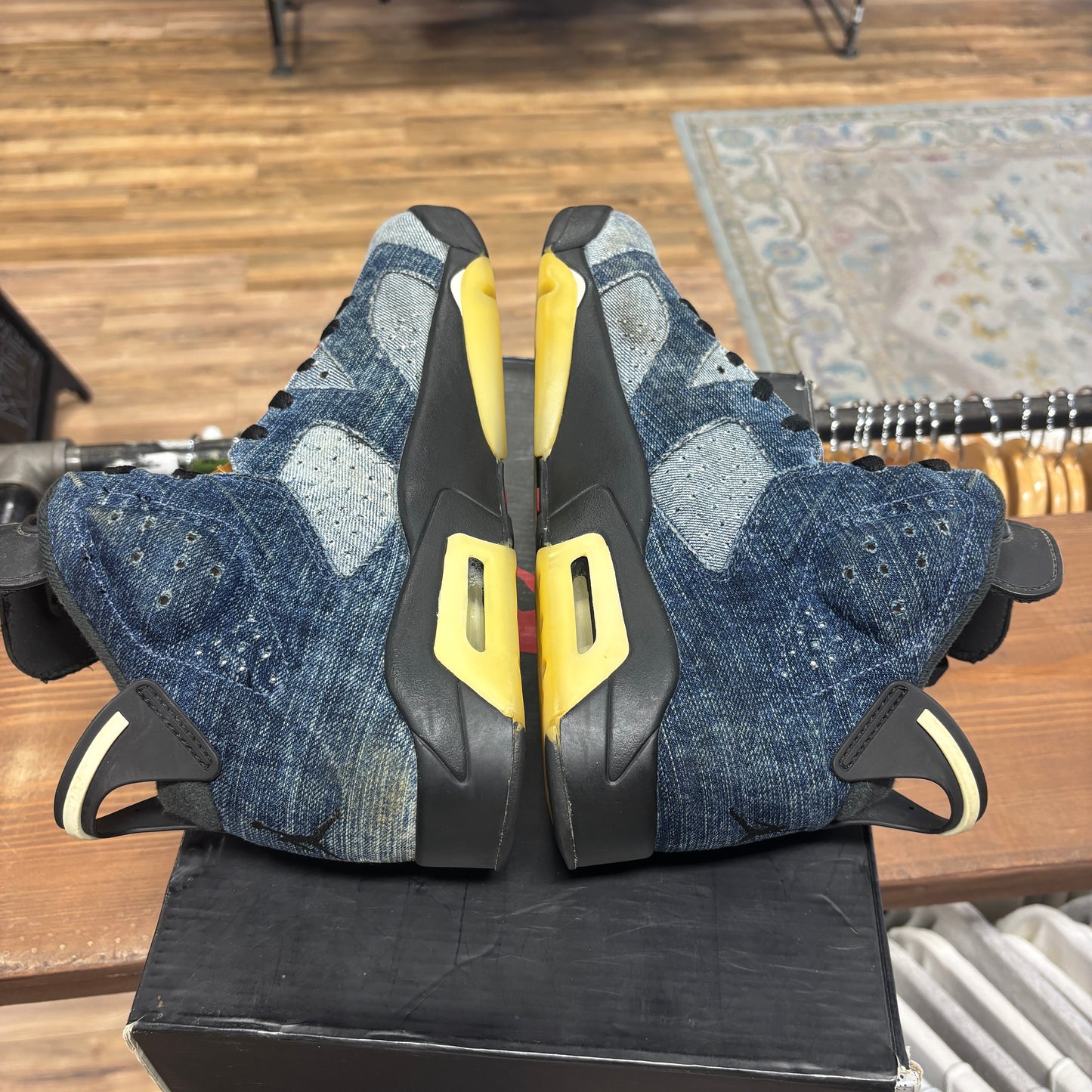 Jordan 6 'Denim' Size 10.5
