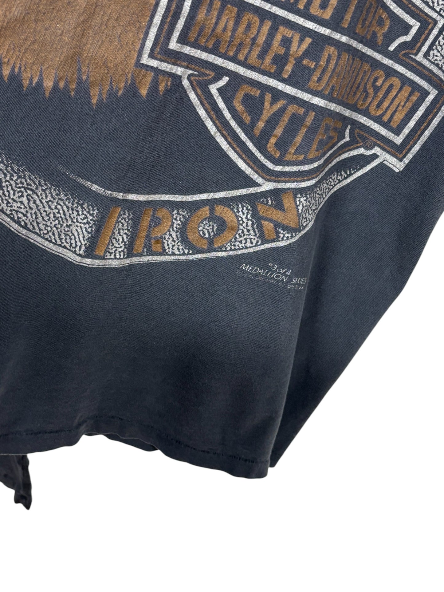 Vintage 90's Harley Davidson Milwaukee Iron Medallion Biker Tee Size Medium