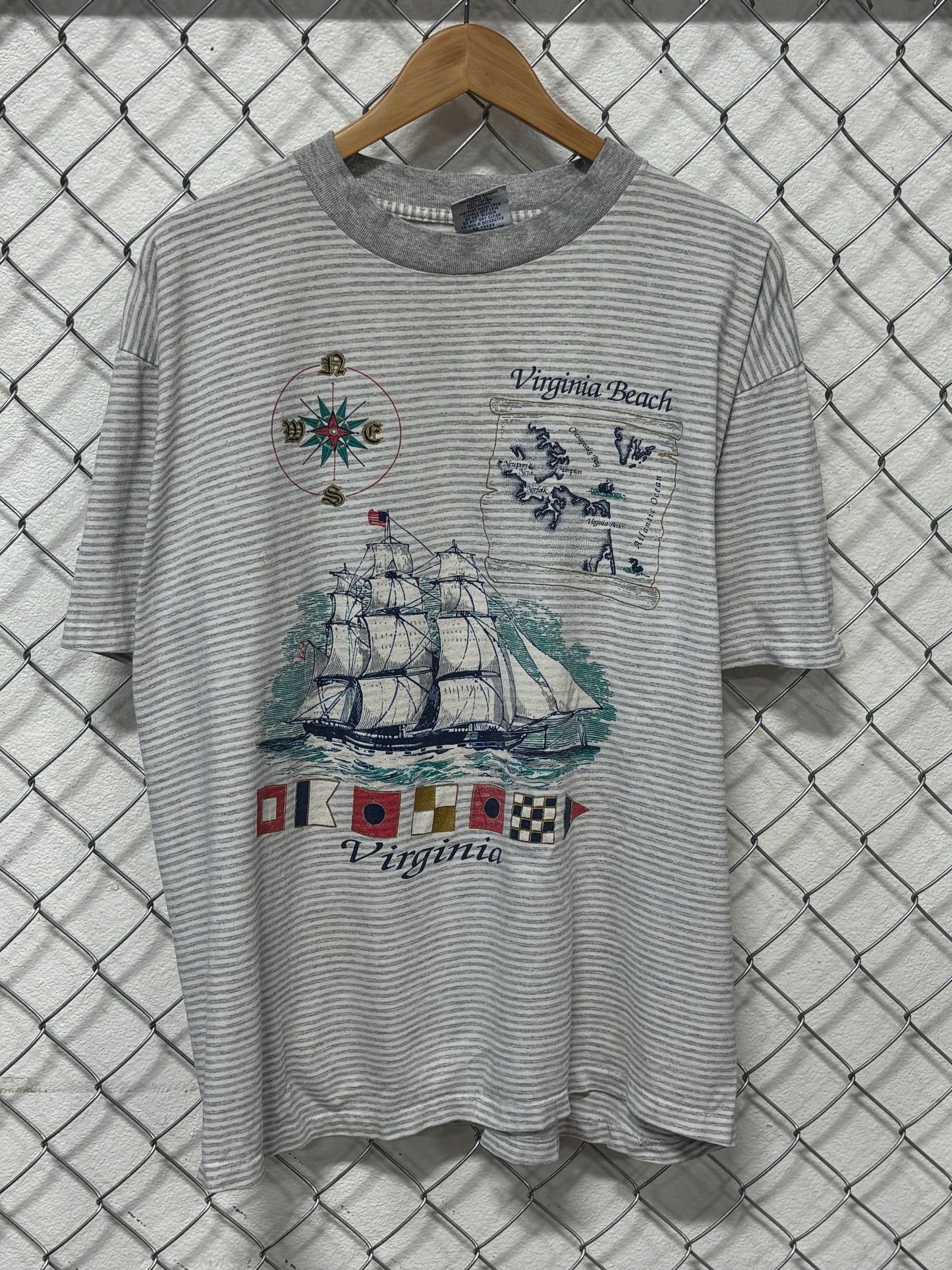 Vintage 90's Virginia Beach Striped Sailing Graphic Tee Size XL