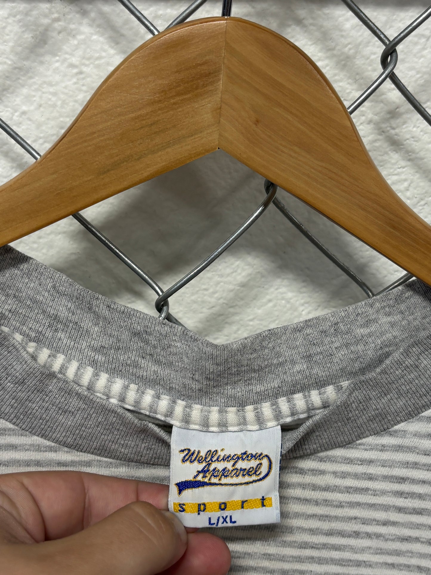 Vintage 90's Virginia Beach Striped Sailing Graphic Tee Size XL