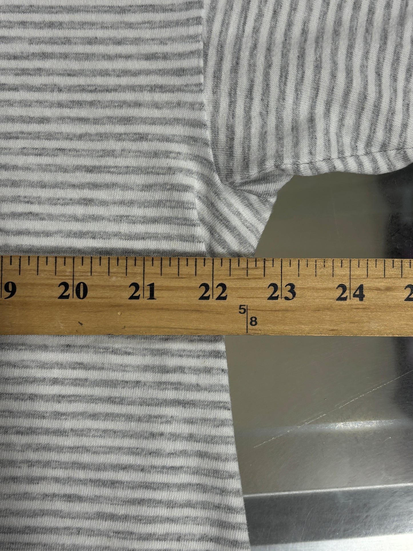 Vintage 90's Virginia Beach Striped Sailing Graphic Tee Size XL