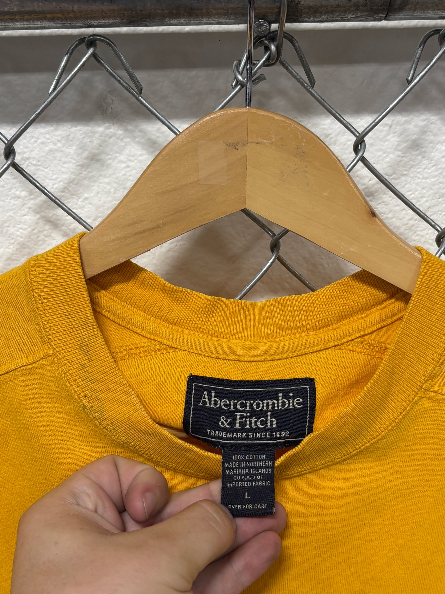 Vintage Y2K Abercrombie and Fitch Yellow Graphic Tee Size Large