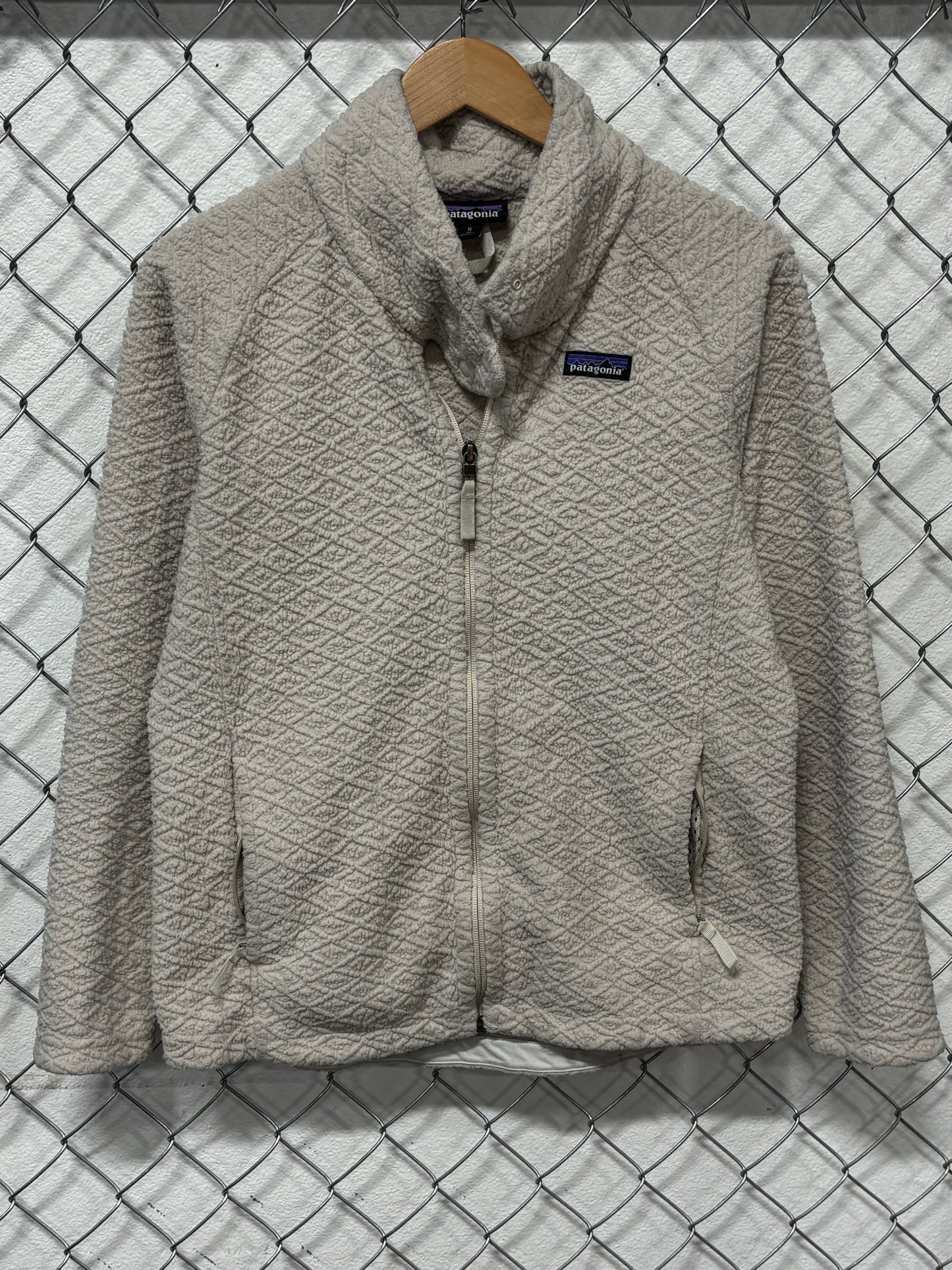 Patagonia Women's Diamond Capra Fleece Zip Up Sweater Size Medium