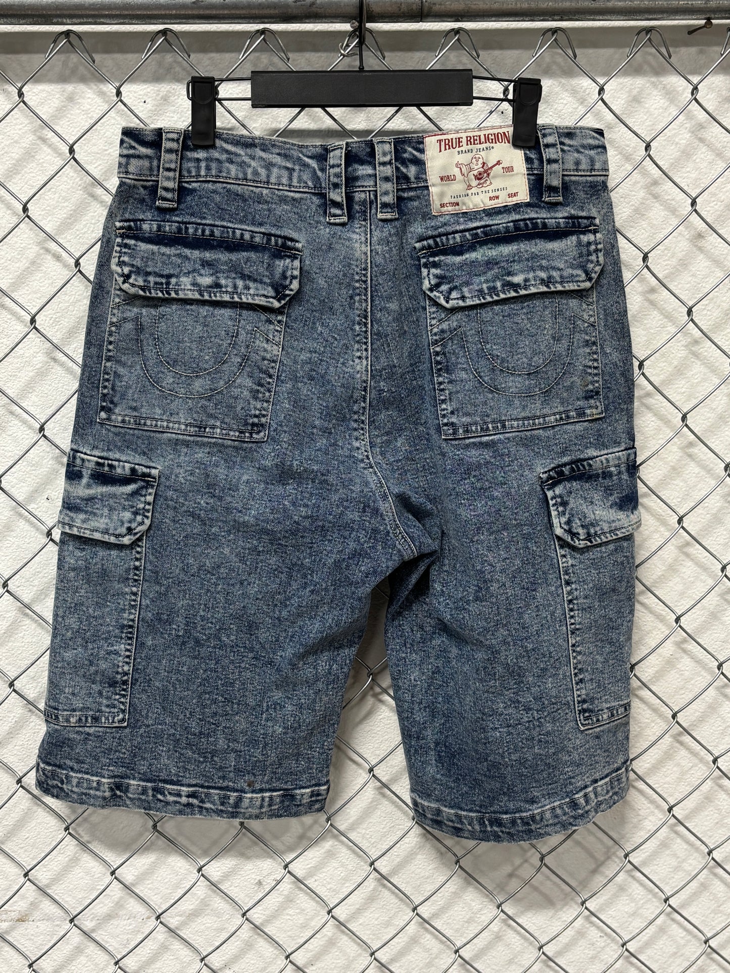 True Religion Denim Cargo Jean Shorts Size 32