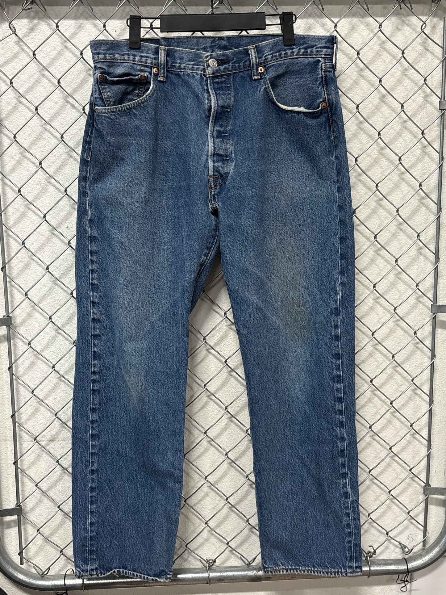 Y2K Levi's 501 Denim Jeans Size 32x29