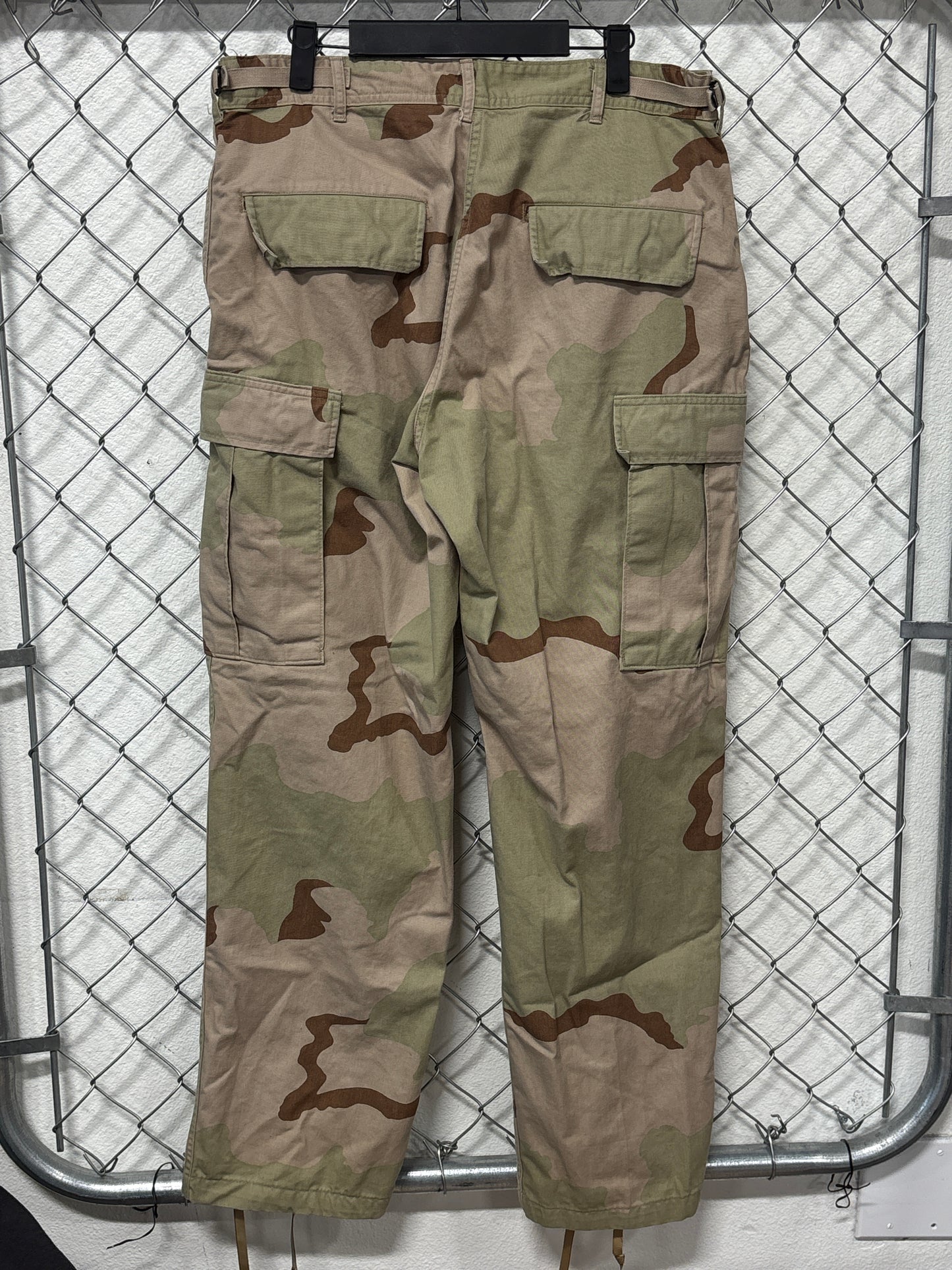 Military Desert Camo Cargo Pants Size 34x31