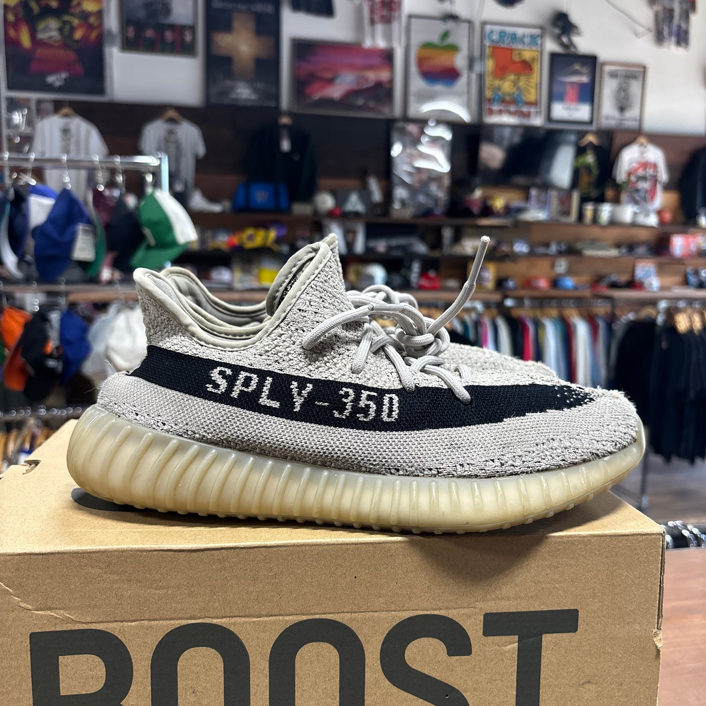 Yeezy 350 v2 'Slate' Size 8
