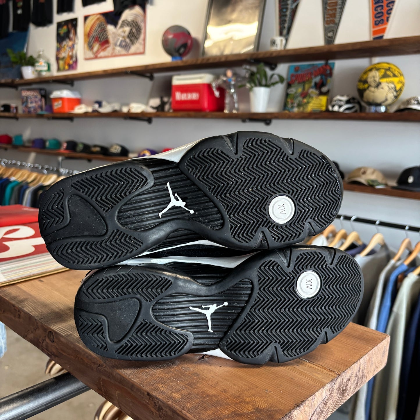 Jordan 14 'Black White' Size 9.5