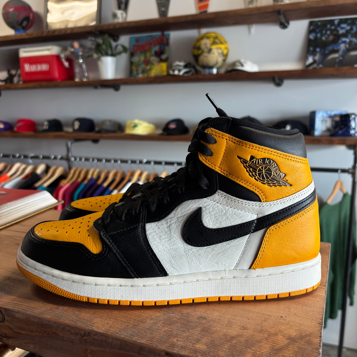 Jordan 1 'Taxi' Size 10.5