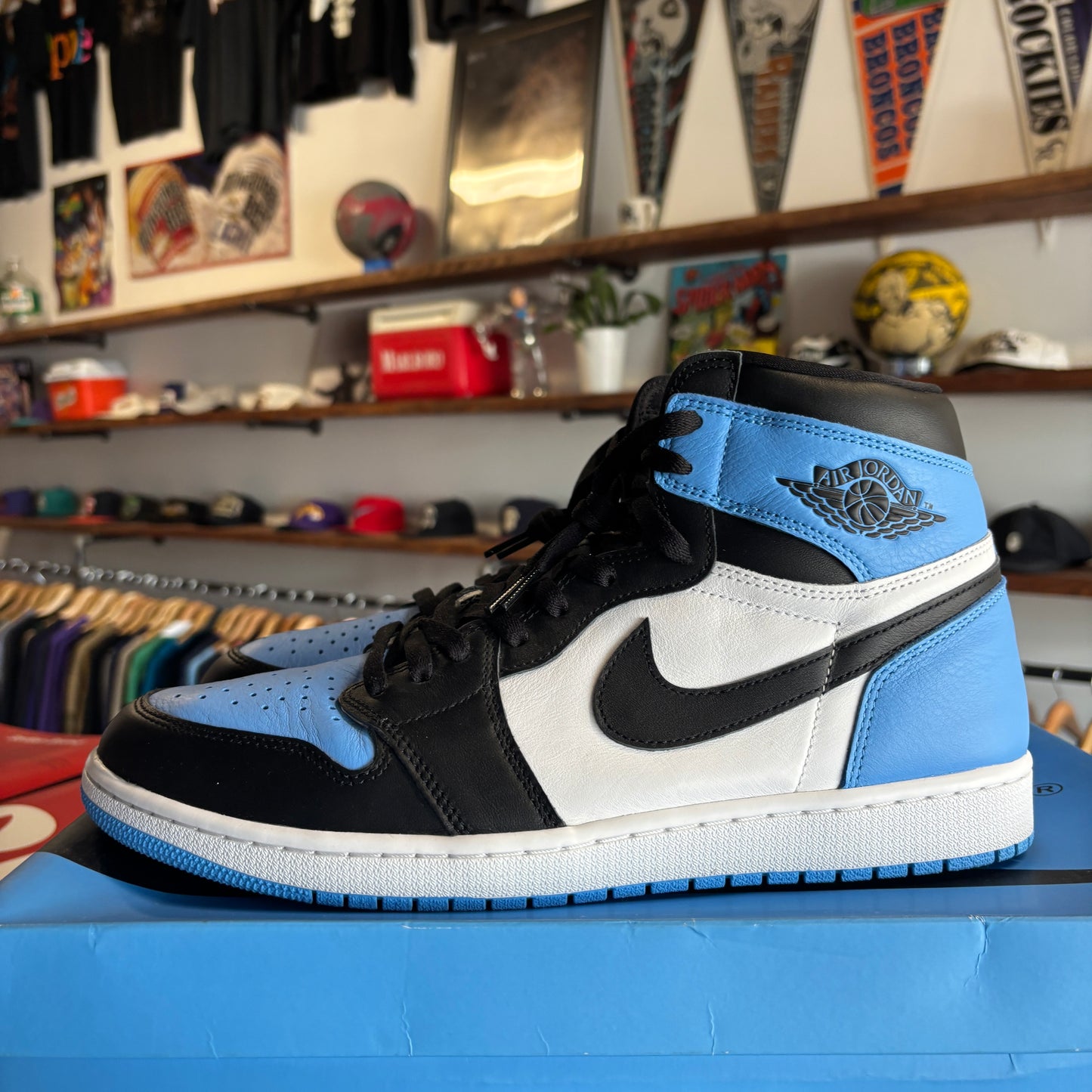 Jordan 1 'UNC Toe' Size 14