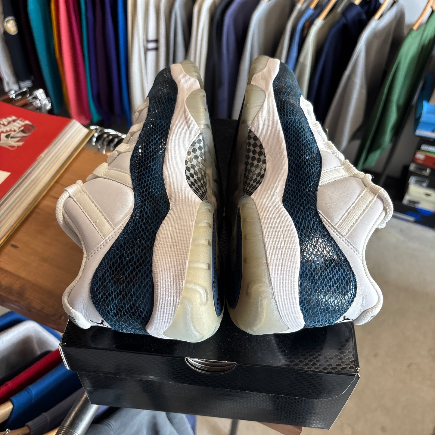 Jordan 11 Low 'Navy Snakeskin' Size 11