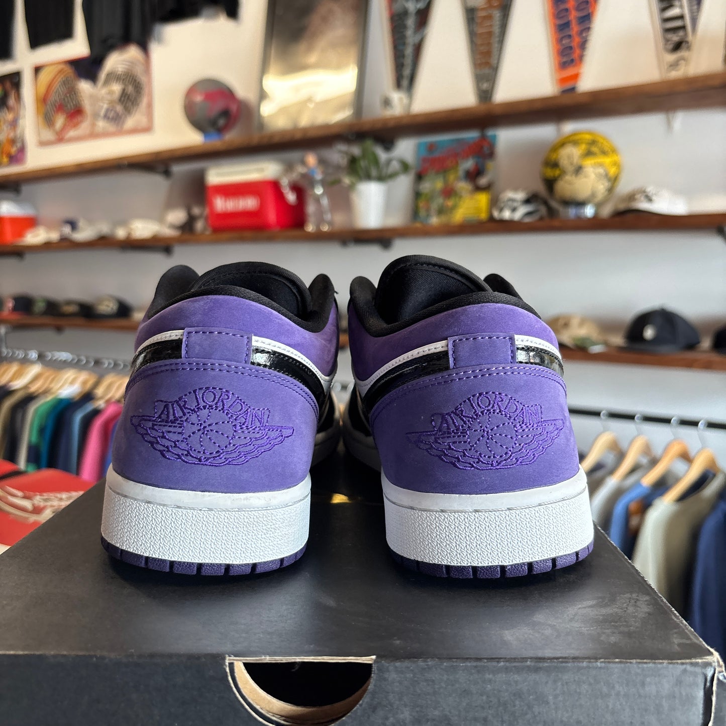 Jordan 1 Low 'Court Purple' Size 11