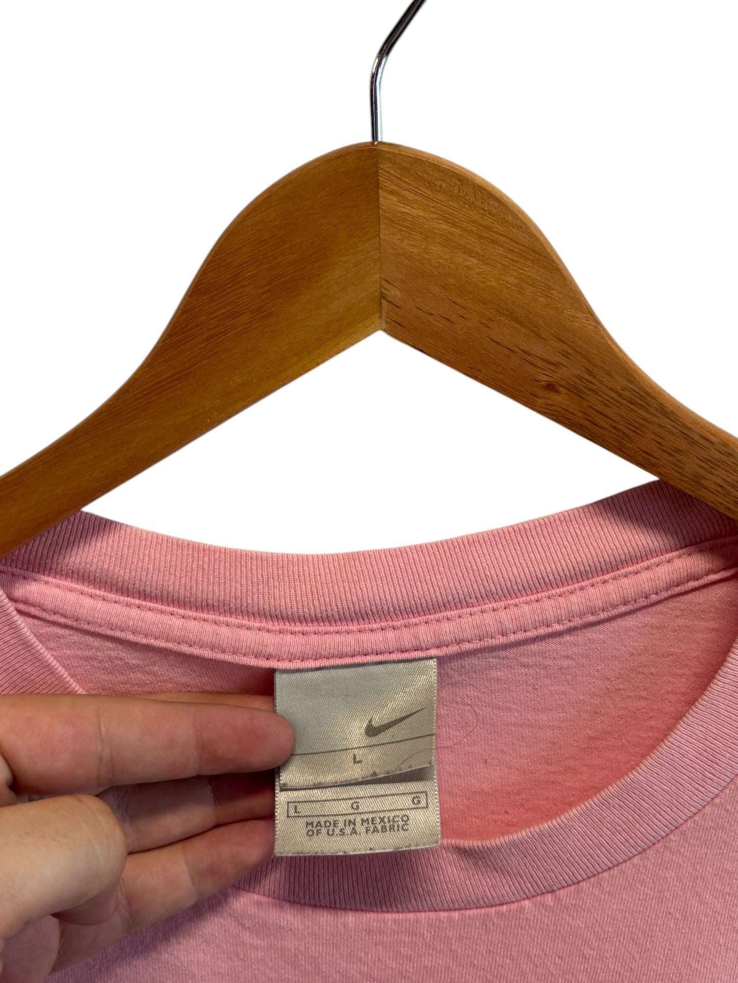 Vintage Y2K Nike Pink Center Futura Logo Swoosh Graphic Tee Size Large
