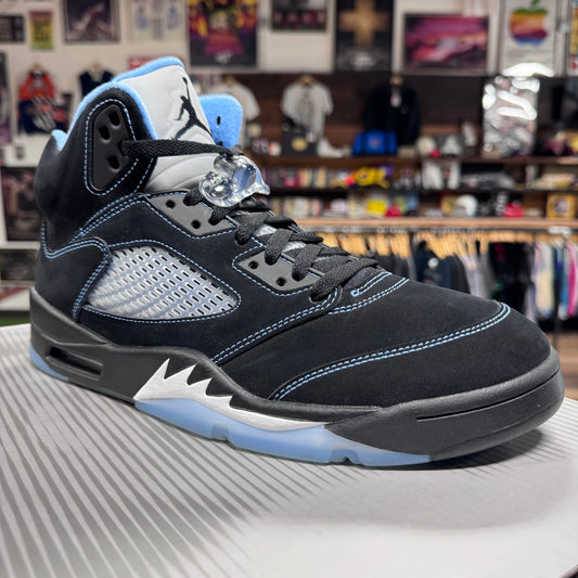 Jordan 5 'Black University Blue' Size 10.5