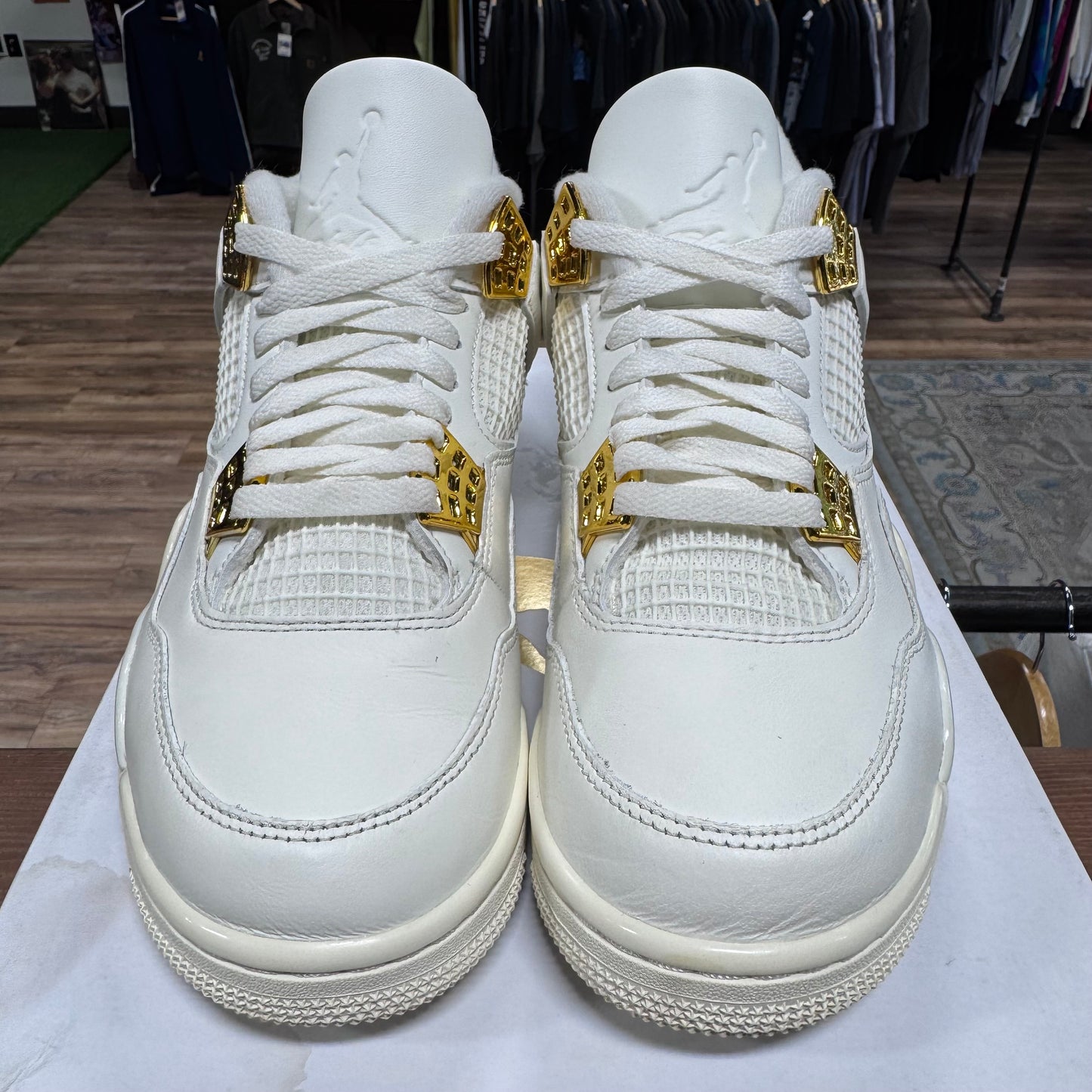 Jordan 4 'Metallic Gold' Size 9.5W/8M