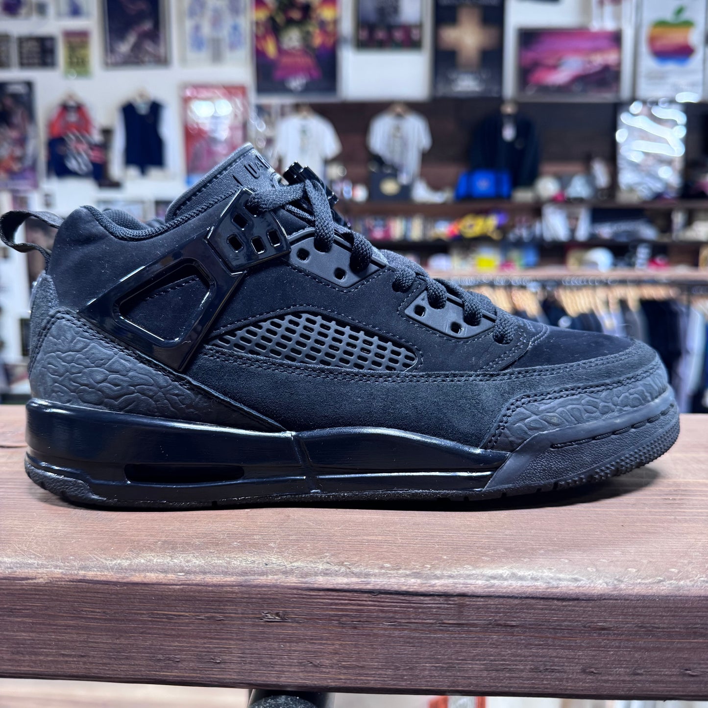 Jordan Spizike Low 'Black Cat' Size 7Y