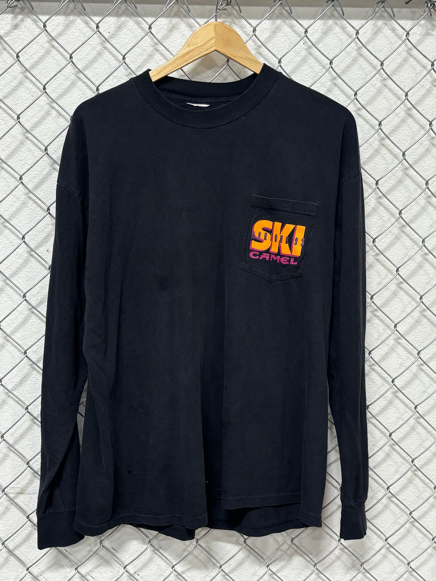 Vintage 1993 Camel Cigarettes Ski Montana Long Sleeve Shirt Size Large