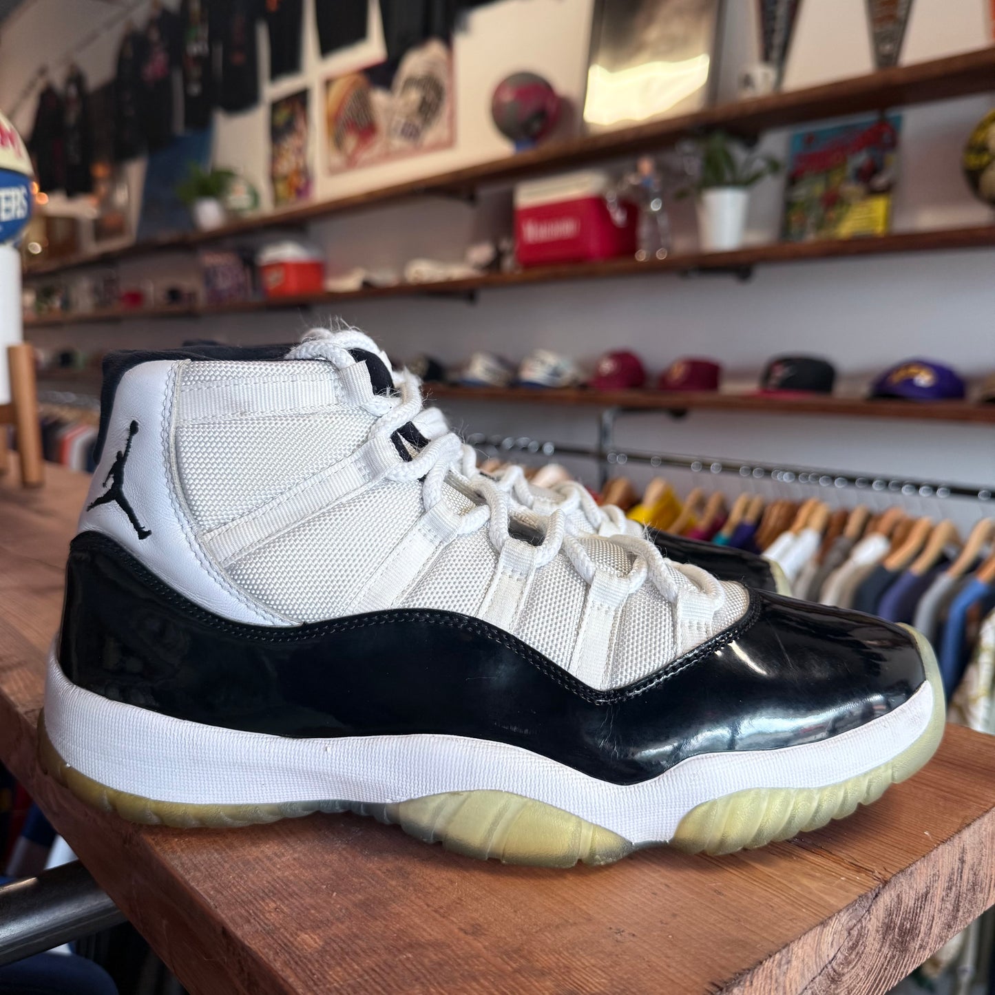 Jordan 11 'Concord' Size 10