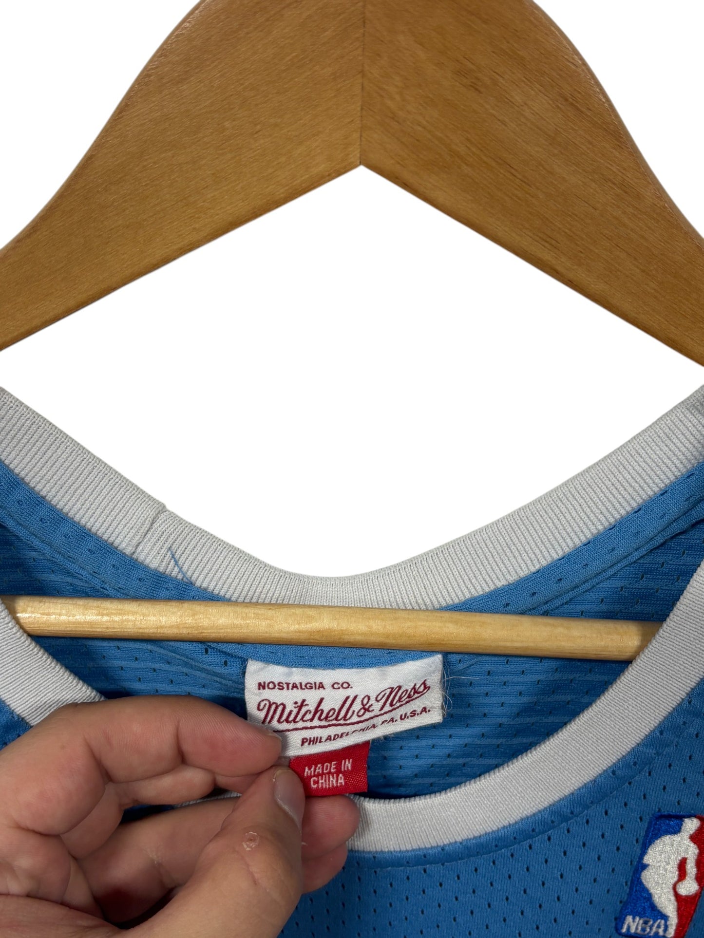 Kobe Bryant 2004-05 Lakers #8 Blue Jersey Size XL