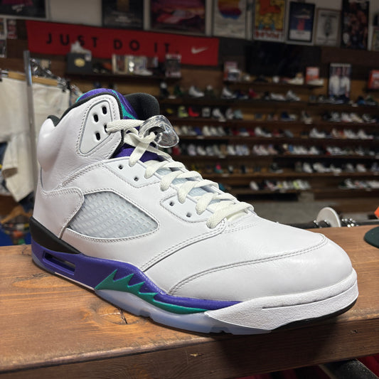 Jordan 5 'Grape (2025)' Size 11.5 (DS)