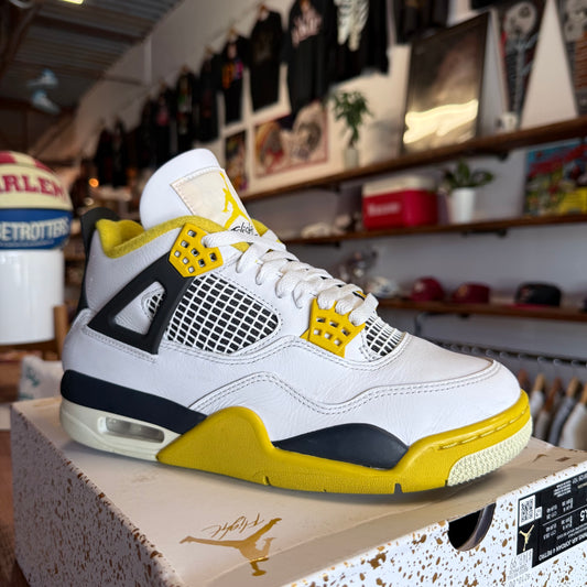 Jordan 4 'Vivid Sulfur' Size 8.5W/7M
