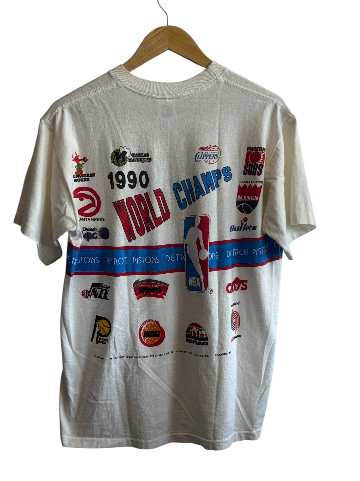 Vintage 1990 Detroit Pistons NBA Champions Logo Graphic Tee Size Large