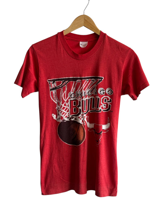 Vintage 90's Chicago Bulls NBA Logo Graphic Tee Size Medium