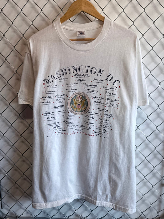 Vintage 90's Washington DC Presidential Signatures Graphic Tee Size Large